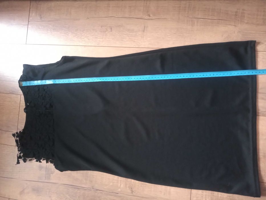 Sukienka czarna r. S koronka