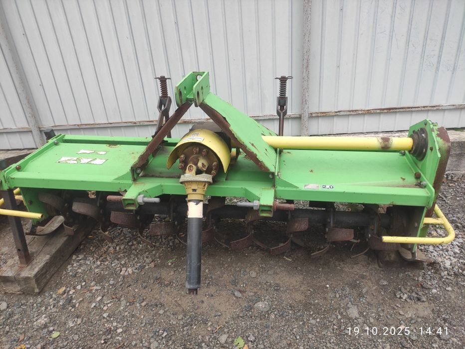 Продам фрезу 2 м