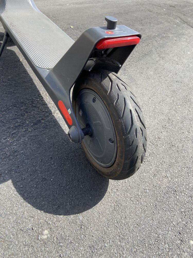 Xiaomi Mi Electric Scooter Lite 2° Gen | Com Fatura Manual, Acessórios