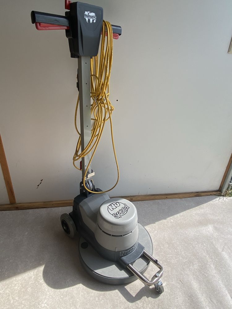 Polerka wysokoobrotowa Numatic NRU1500