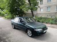 Opel Vectra B 2.0газ/бензин