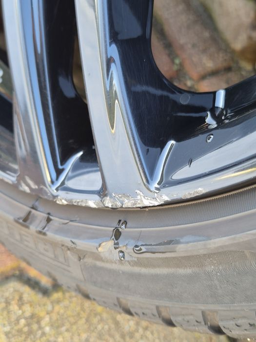 Felgi  RIAL 18 5X112 opony zimowe  225/40r18 AUDI  VW  SKODA MERCEDES