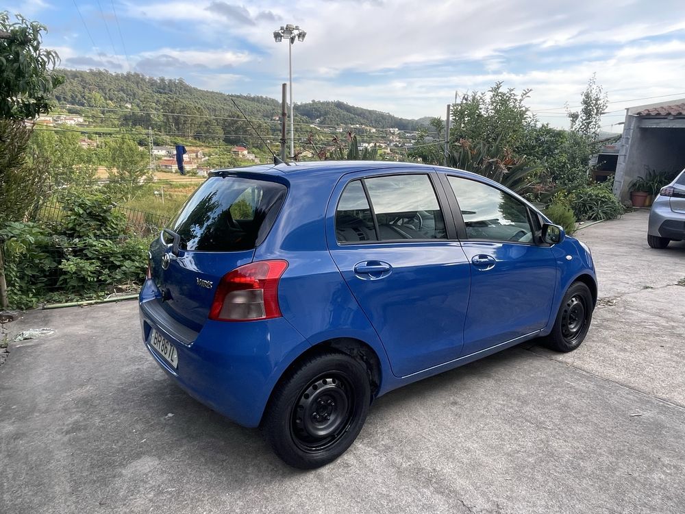 Toyota Yaris 1.0 (2006) – 126000km
