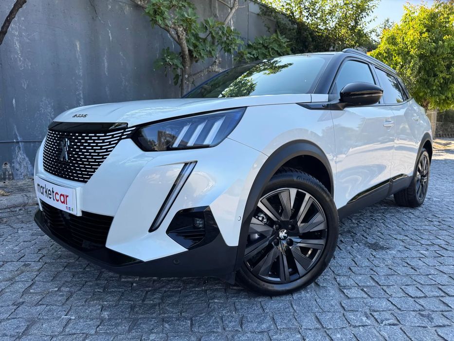 Peugeot e-2008 50 kWh GT