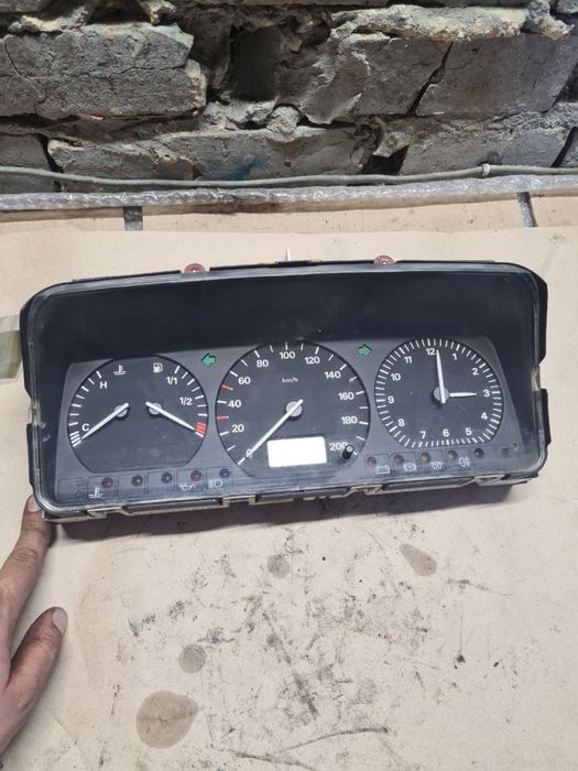 Приборна панель щиток приладів VW Transporter T4 1.9 D 7D0919850H