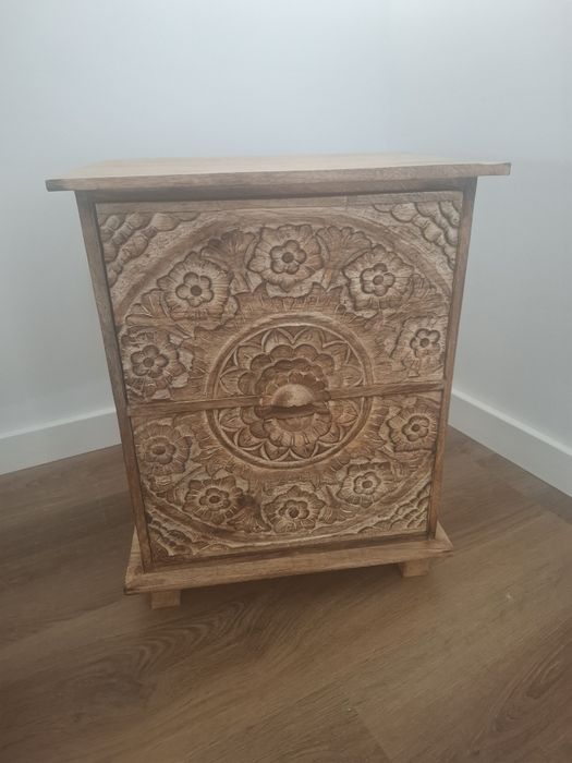Mesa de cabeceira NOVA