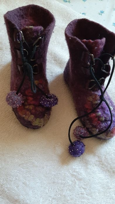 Ботиночки ( валенки) из валяльной шерсти Мериноса + калоши