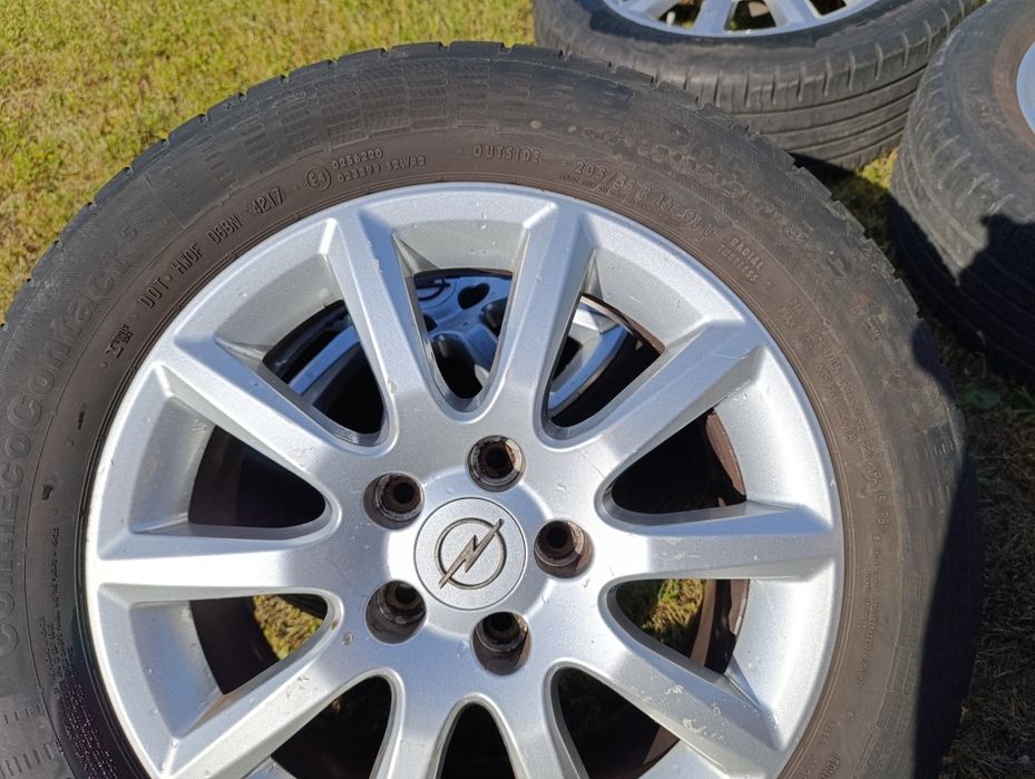 Alufelgi 16 z oponami letnimi. Opel 5x110 et37 Continental R16 205/55