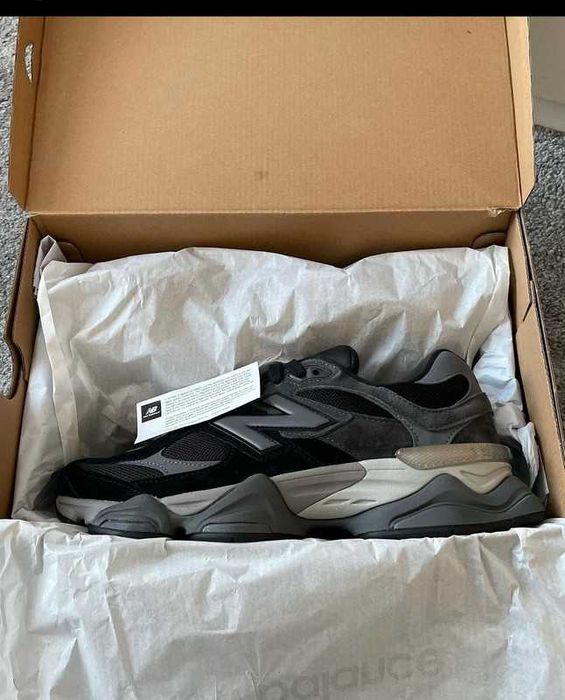 Buty meskie Mokasyny New_Balance_9060_Black_Castlerock_Grey R.39.5