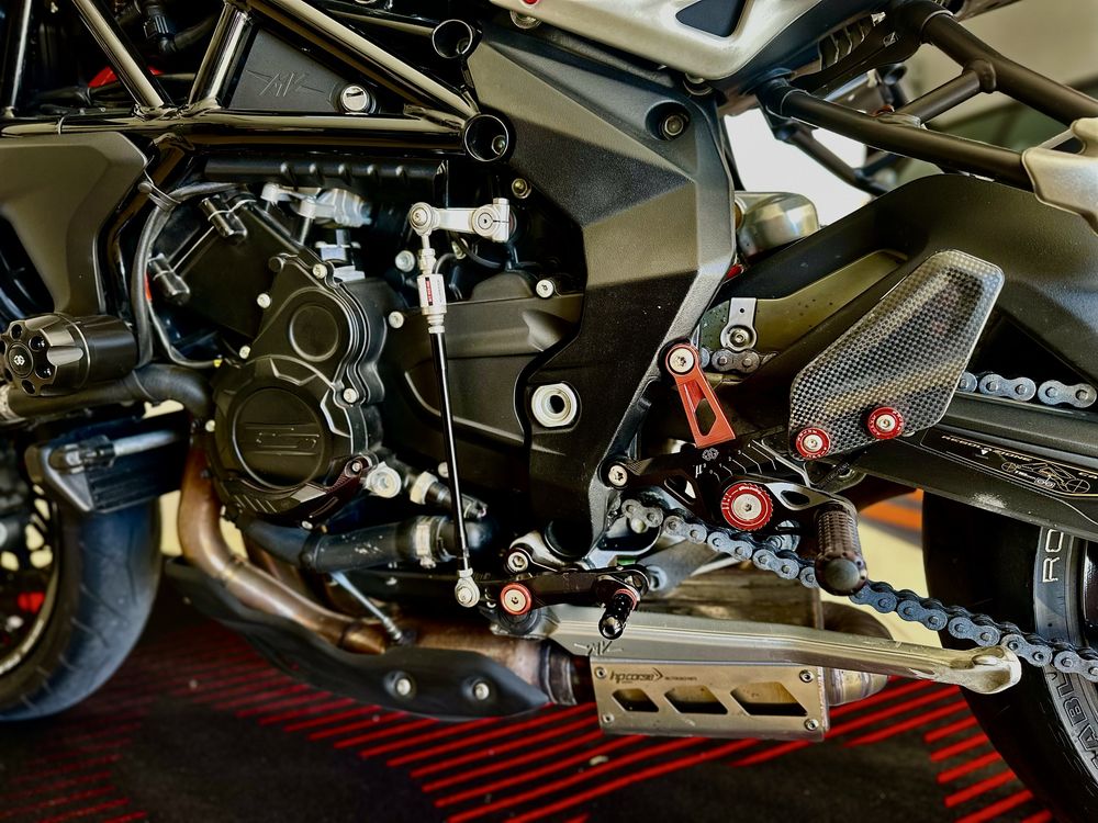 MV AGUSTA Dragster 800 RR