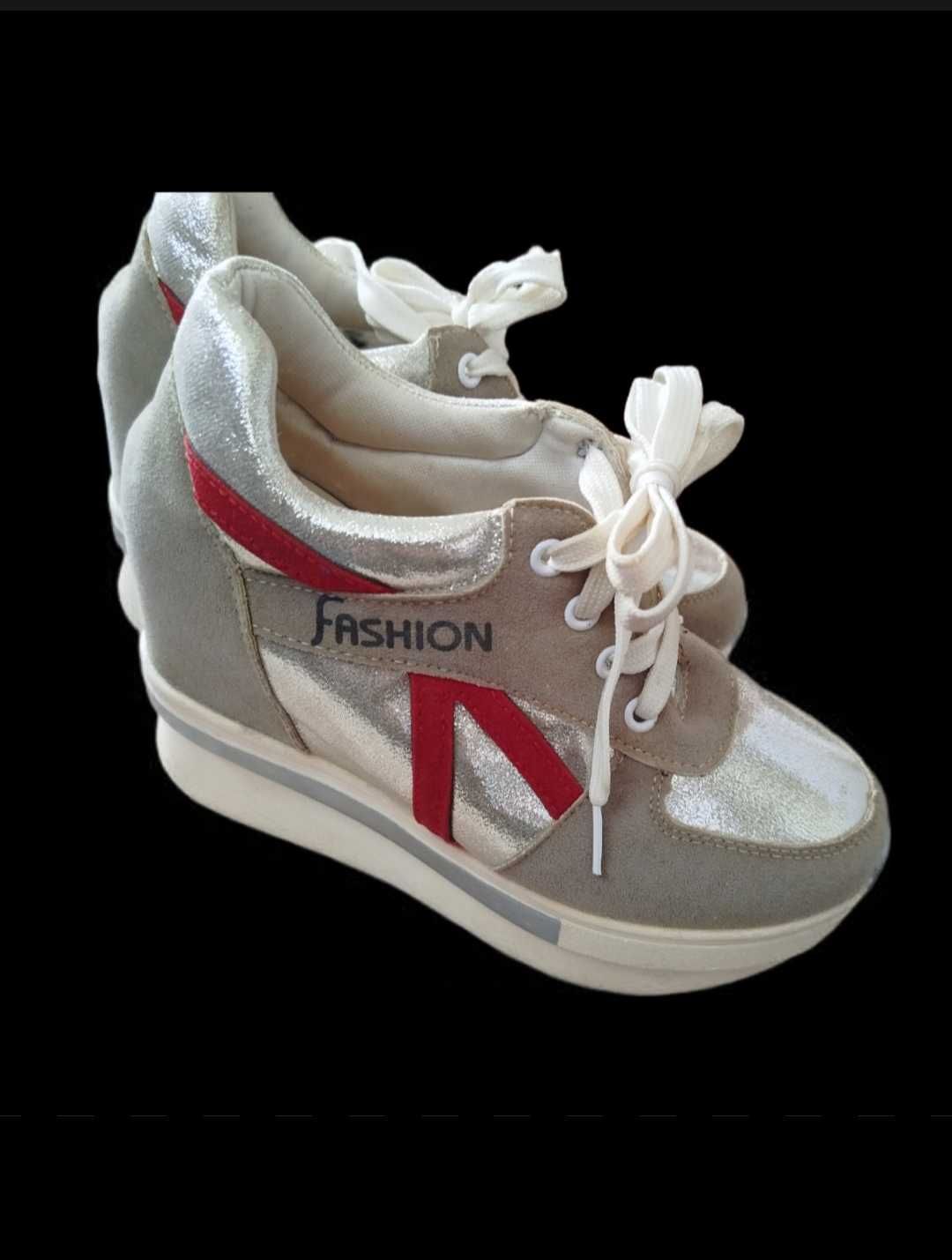 Royalfashion Женские Красовки на платформе 37 р, 24 см.