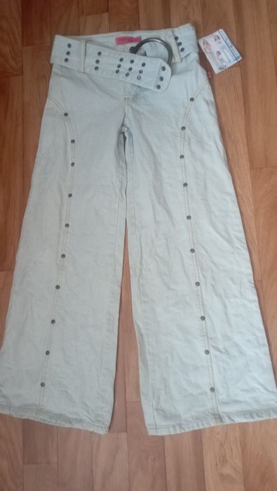 Джинси жіночі розширені нові