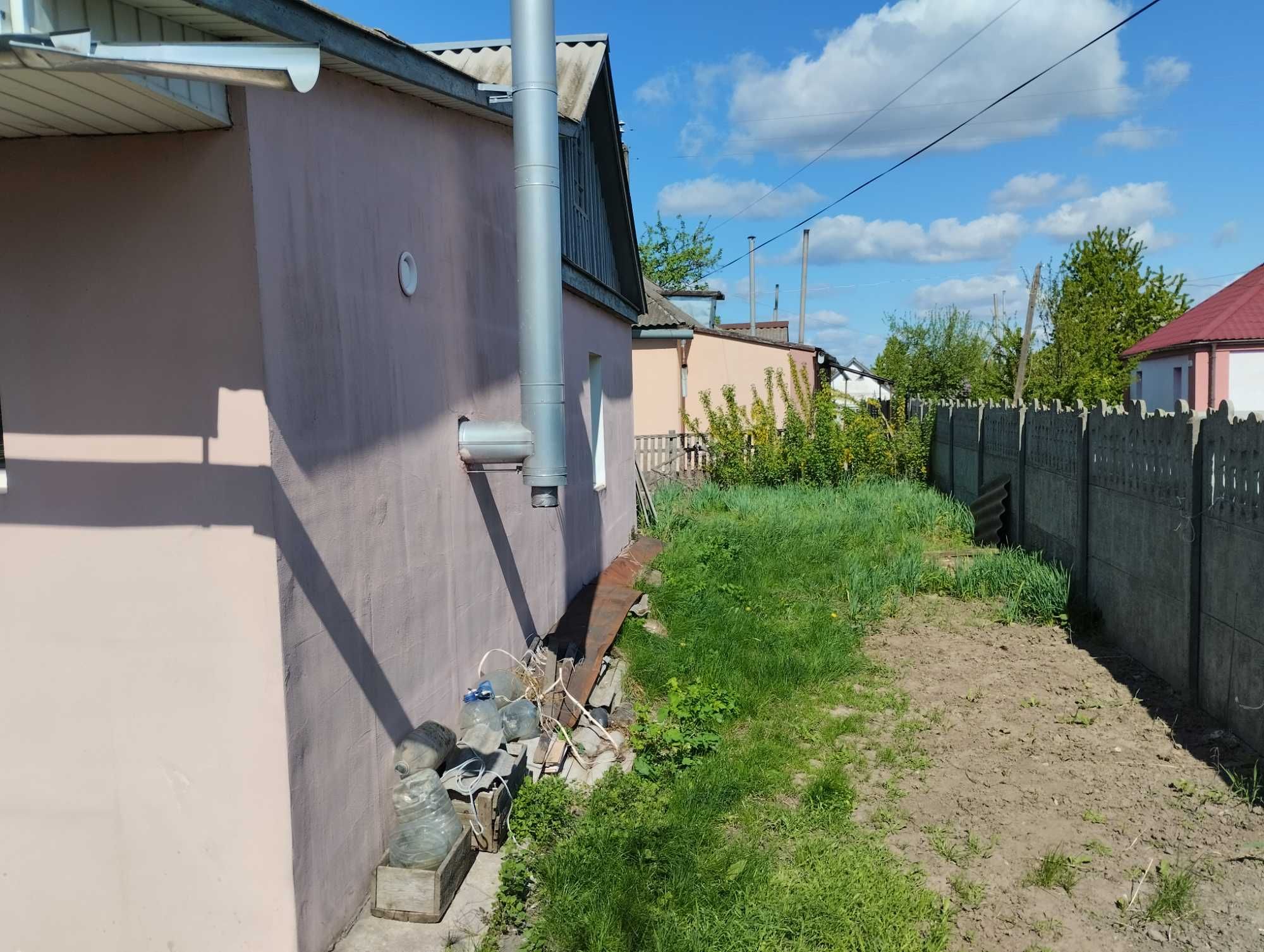 Продам будинок в м. Хорол поблизу центру