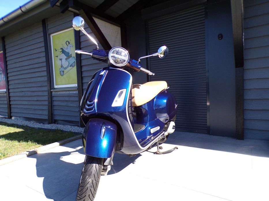 Rama Karoseria w Kolorze Blue Night Vespa GTS 125/300 Modelowo 18-22r.