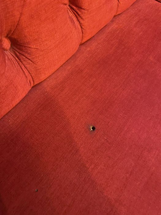 Sofá estabelecimento mais puff