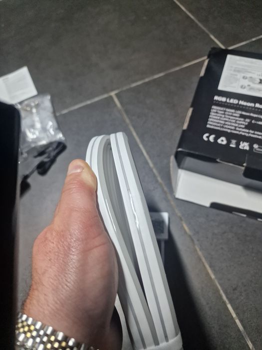 de luzes de néon LED Mexllex. 2 rolos de 15+15 .30 metros