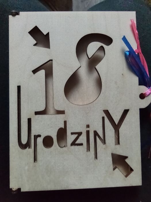 Drewniane pudełeczko