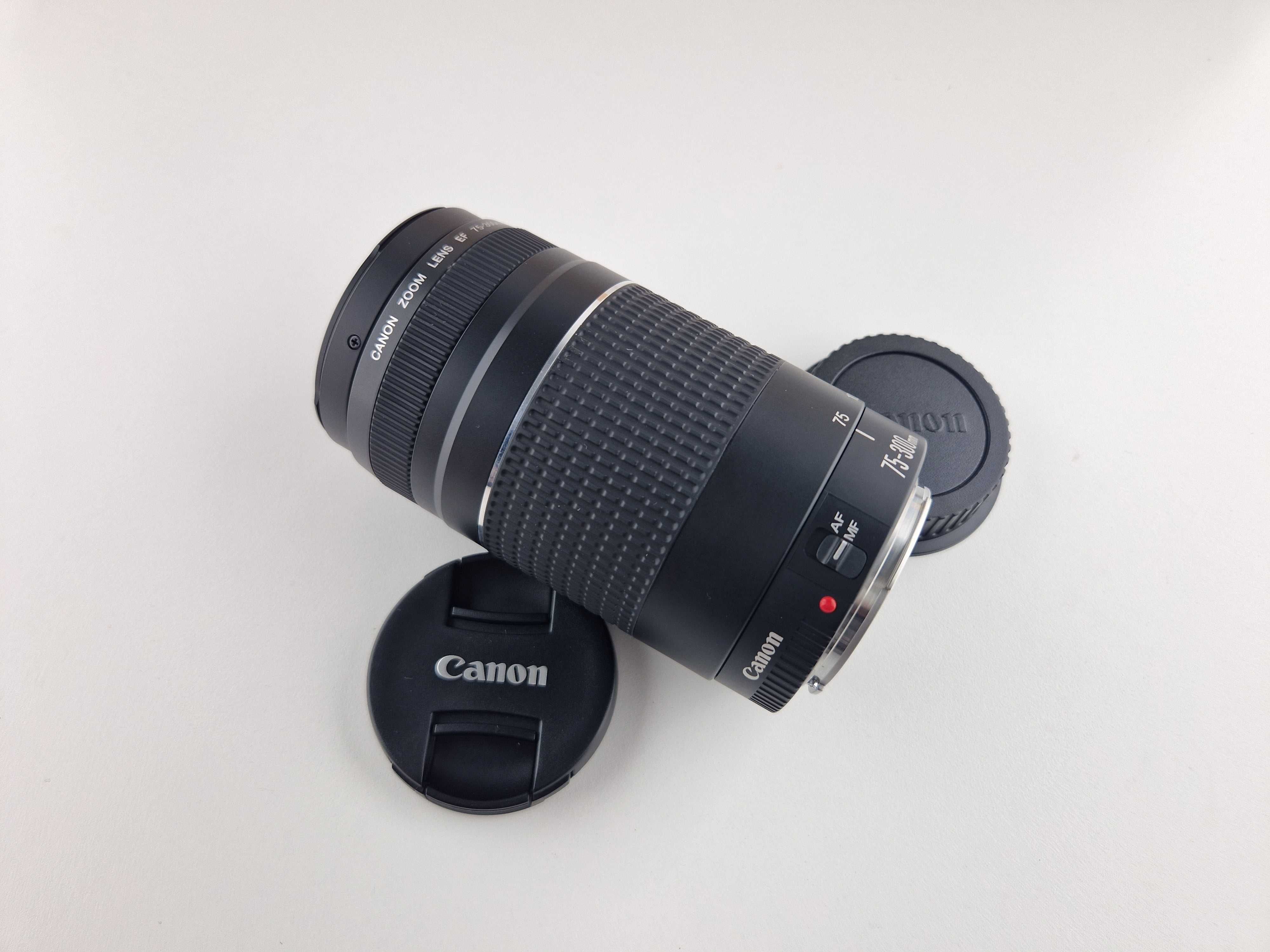 .Obiektyw Canon 75-300mm 1:4-5.6 III EF -ideał - jak nowy!