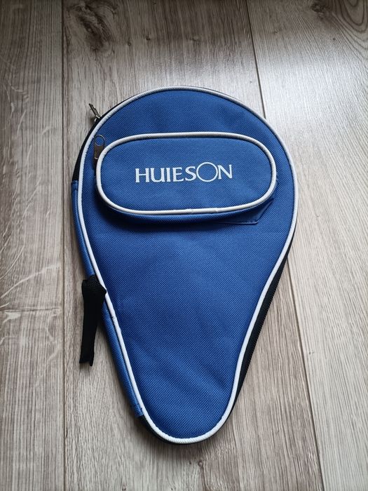 Nowy materiałowy pokrowiec na rakietkę i piłeczki od tenisa stołowego