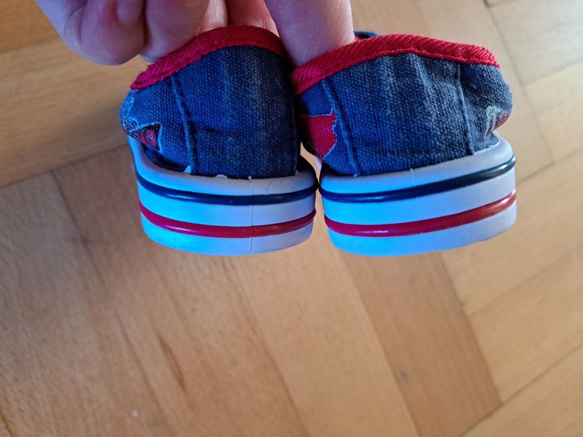 Nowe buty trampki chlopiece Disney rozm.22 + skarpetki GRATIS