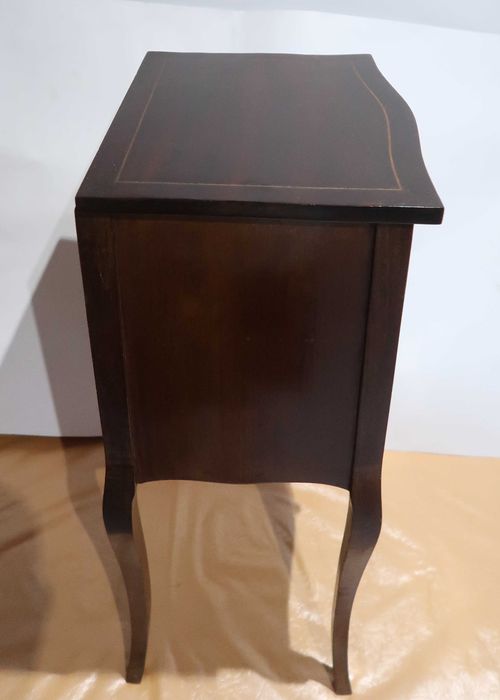 Mesa de apoio antiga estilo D. Luís XV