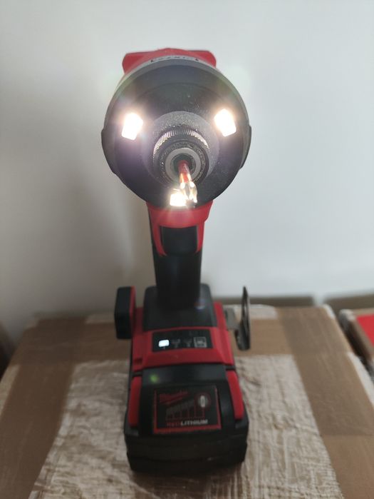 Milwaukee zakrętarka udarowa FUEL M18 FID3-0 226NM