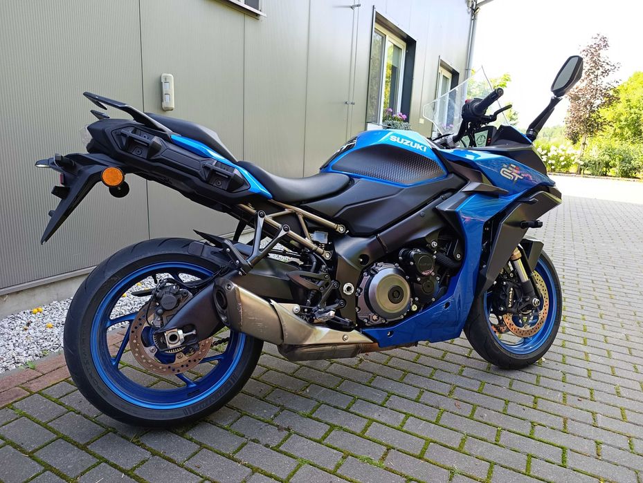 Suzuki gsx-s 1000 GT 2023