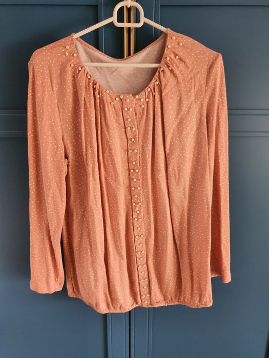 Bluzka z perełkami rozmiar dobry na S M
