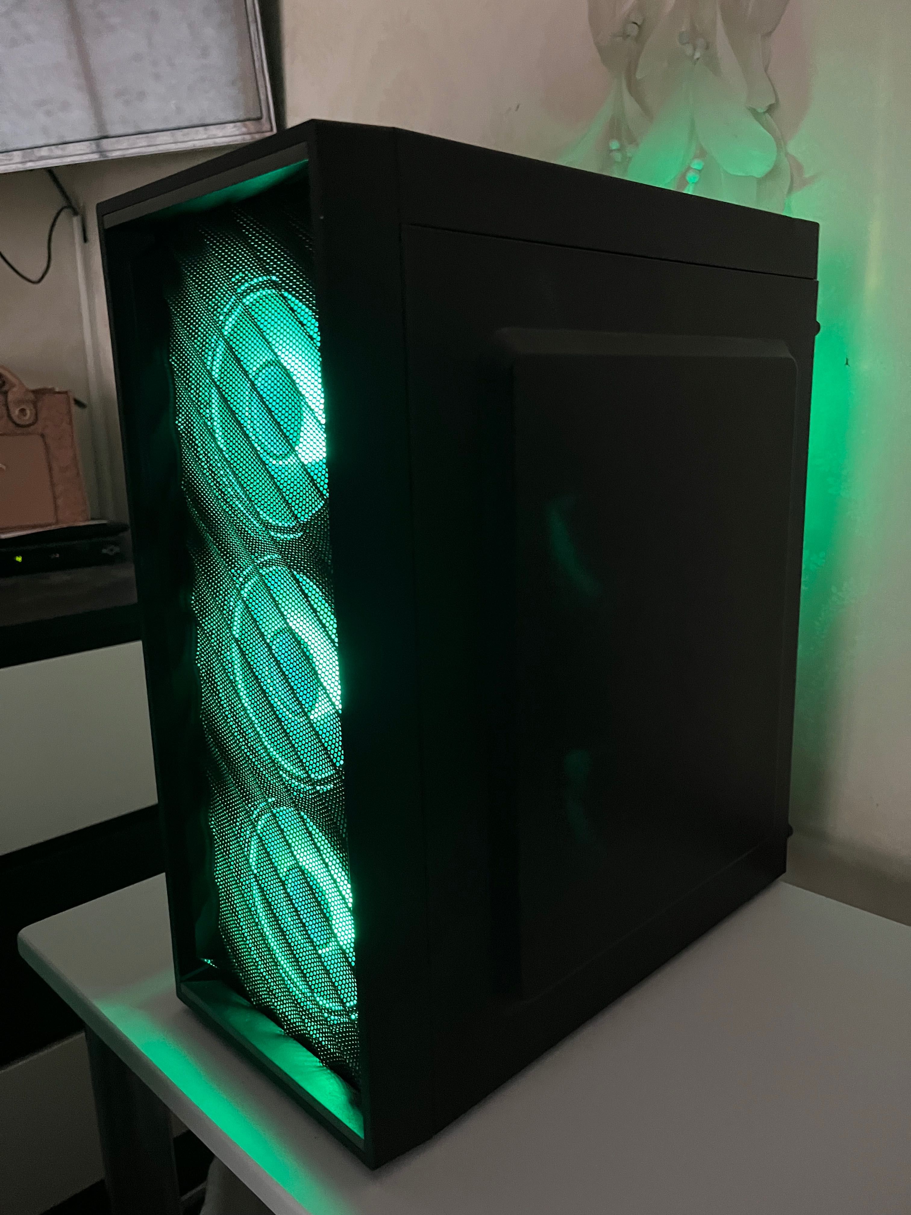Torre de computador gaming