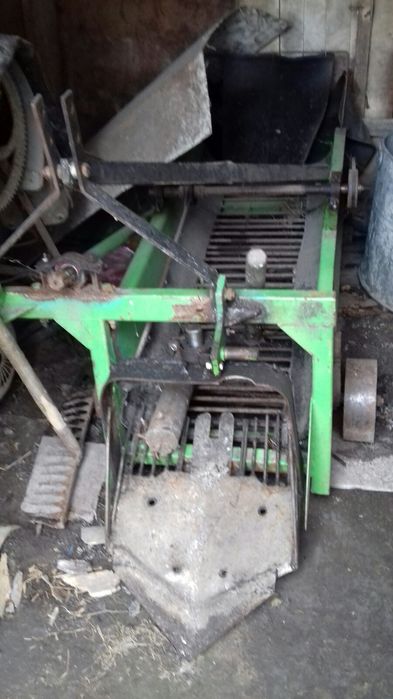 Картоплекопач, продам.