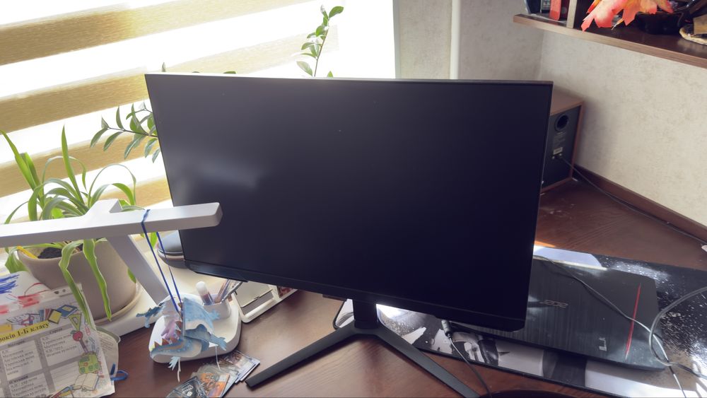 Монитор Samsung Odyssey g4 27