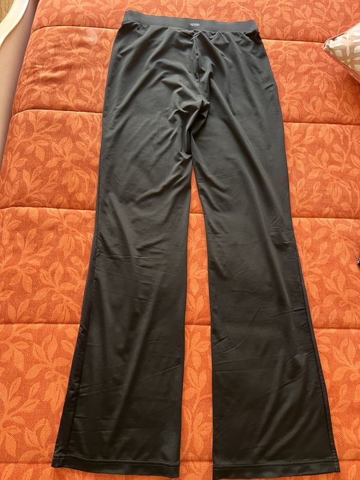 Calças desporto Reebok pretas