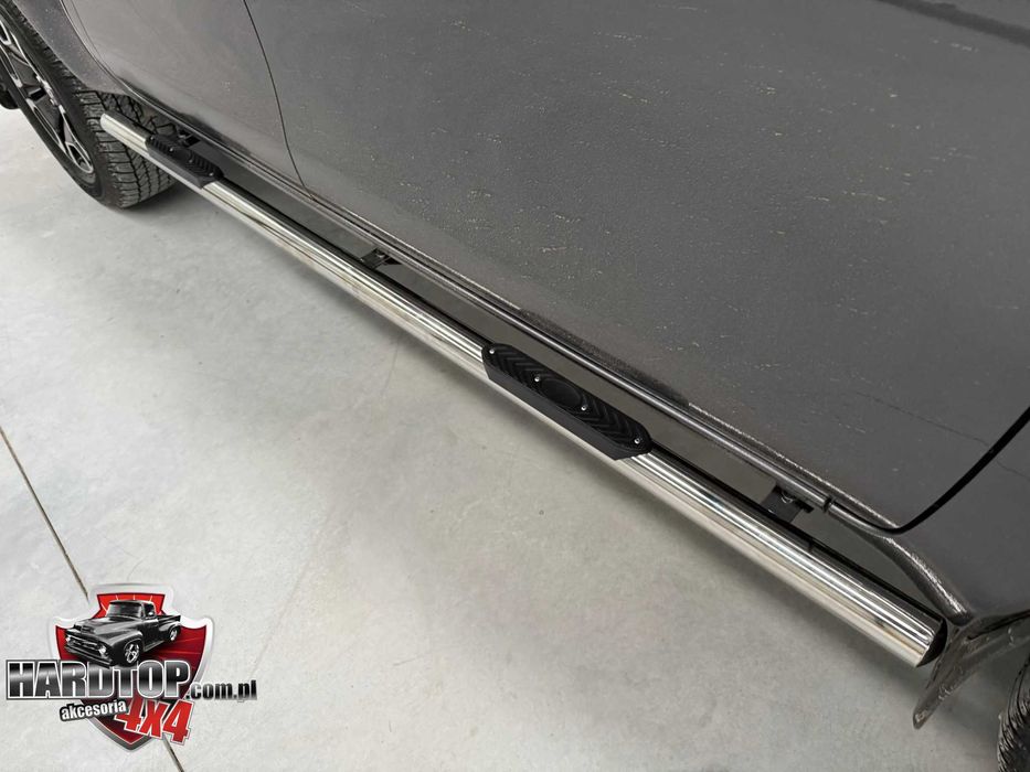 Orurowanie Boczne PROGI Stopnie do wsiadania Toyota Hilux