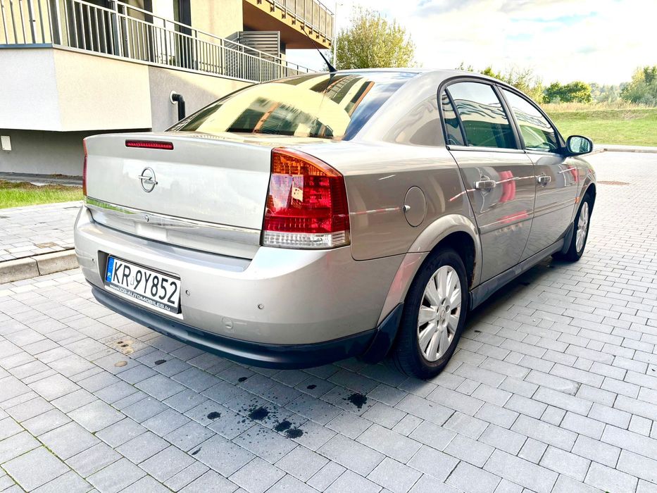 Opel Vectra > 2.2 Diesel > 2003 > Automat > Klima > Bogate wyposażenie