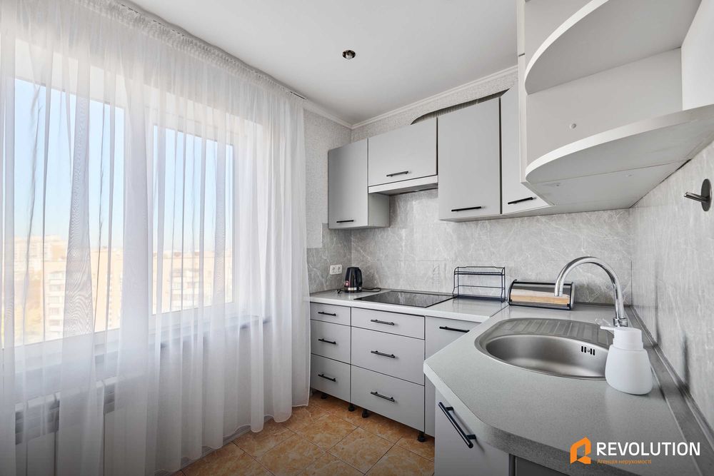 БЕЗ % оренда Дарницький Район, вул Вербицького 28