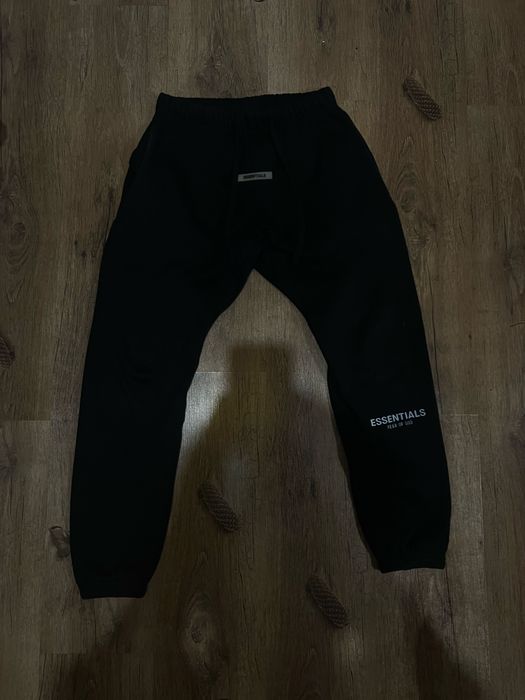 Штани essentials