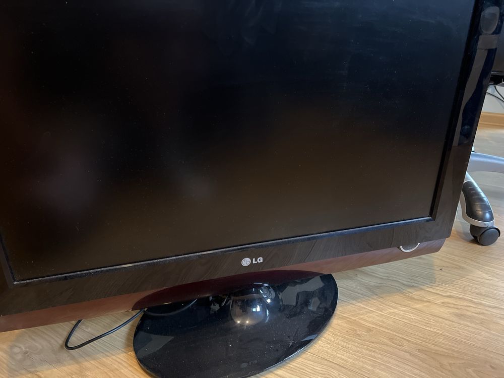 Telewizor lg 32 LCD sprawny