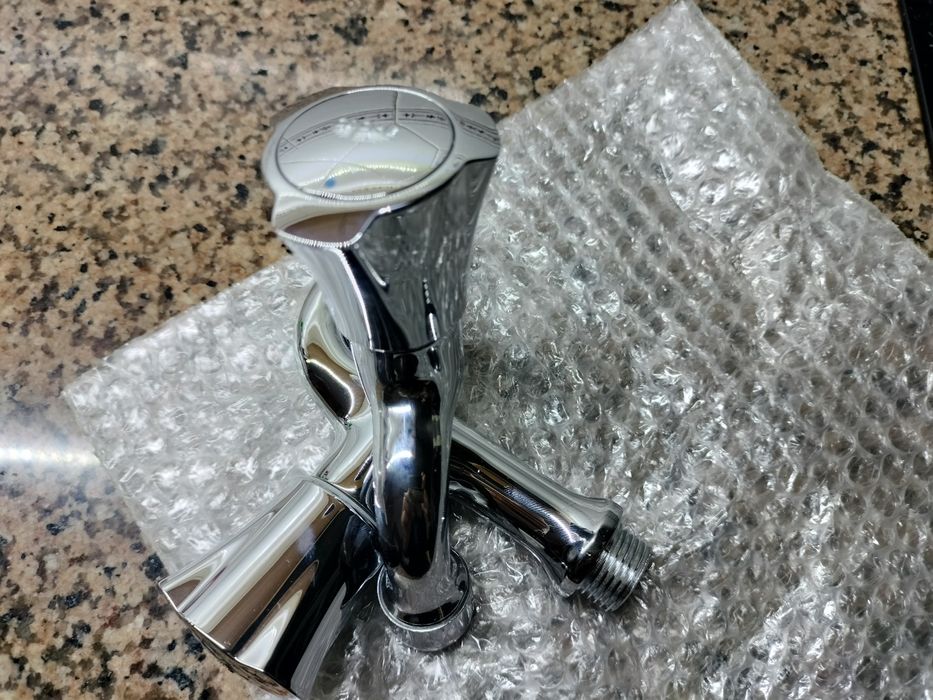 Duas Torneiras Grohe Novas