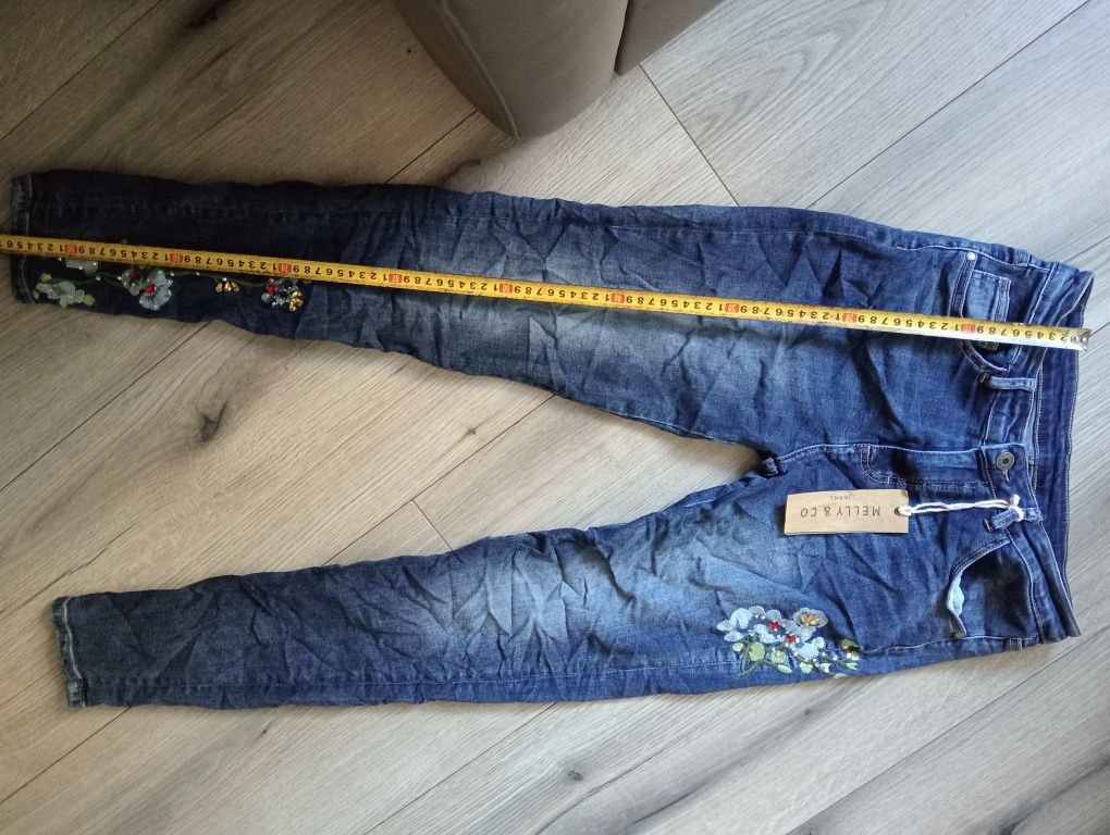 Spodnie jeansowe damskie Melly&Co