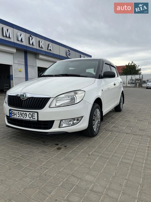 Skoda Fabia 2012 без вкладень