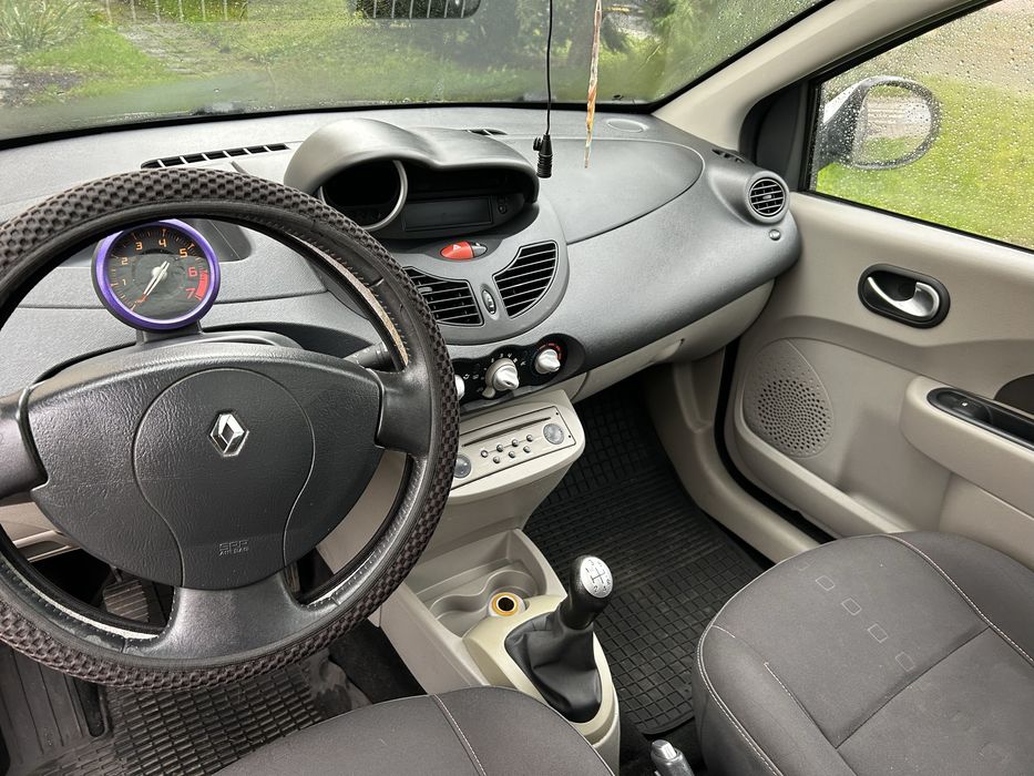 Renault Twingo II 1.2