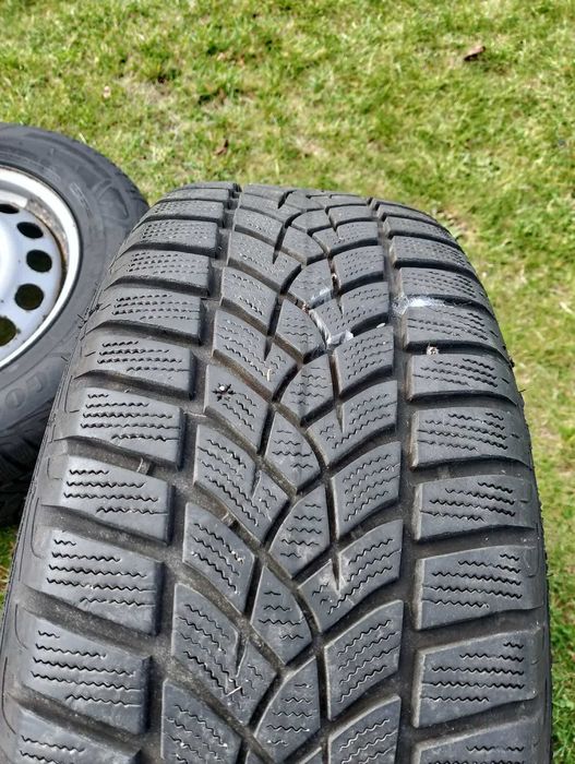 Koła zimowe Komplet Goodyear 215/65R16 Proace, Jumpy, Expert