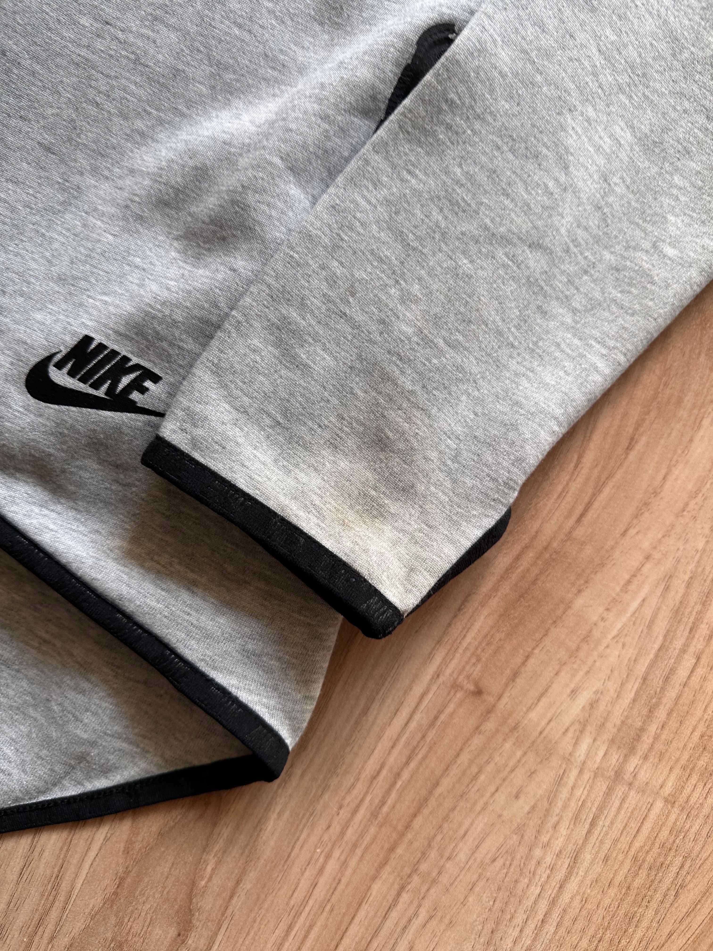 Bluza Nike Tech Fleece damska rozpinana r. L