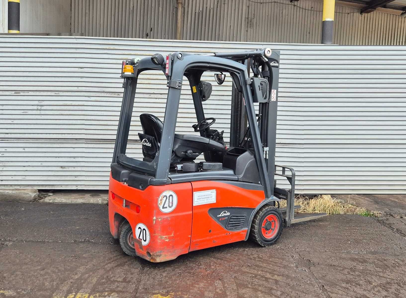 Linde E14 • TRIPLEX • 2019r • 2000 mtg • wózek widłowy elektryczny