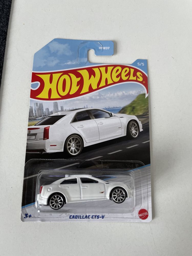 hot wheels Cadillac cts-v