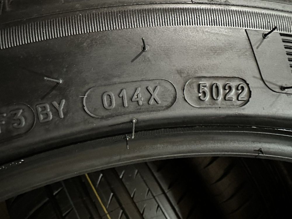 255/40/19 R19 Michelin Pilot Sport 4 VOL 4шт нові