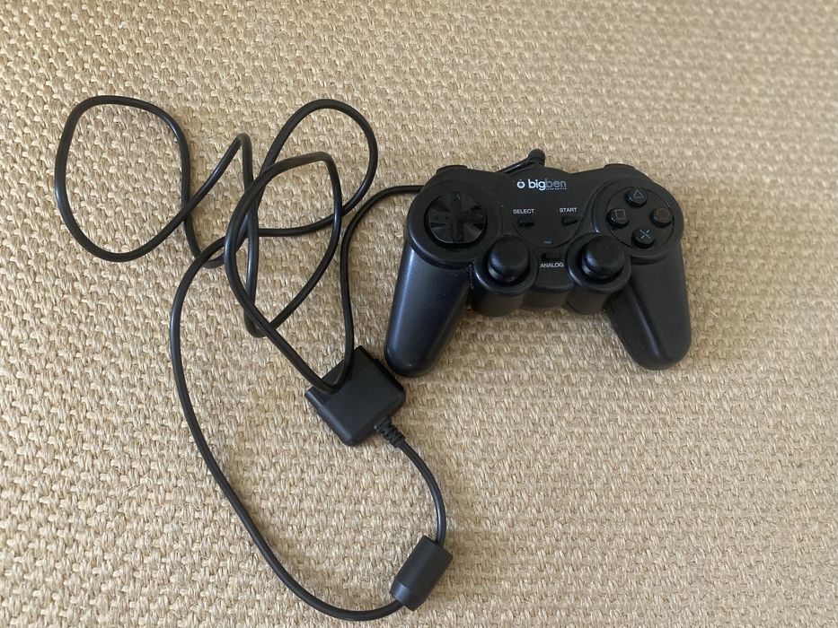 Comandos BigBen e Logitech Pouco Usados