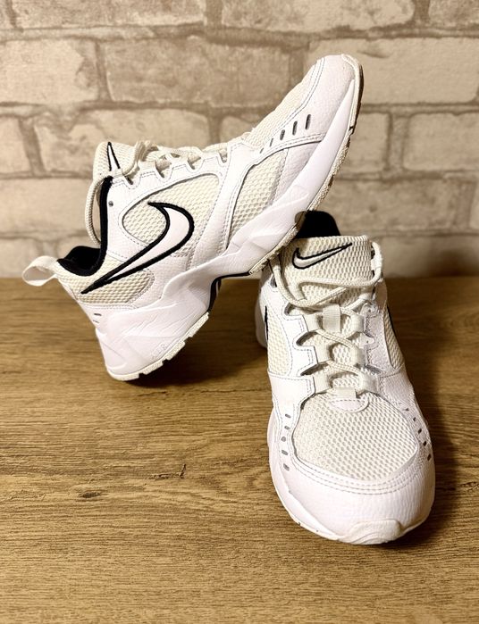 Оригінальні жіночі кросівки Nike Air Heights white, 38-38,5 р,24-24,5