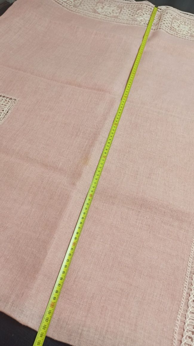 Obrus mereżka różowy 166x208cm haft koronka