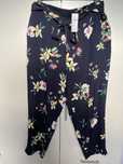 Spodnie w kwiaty, r. 52, nowe